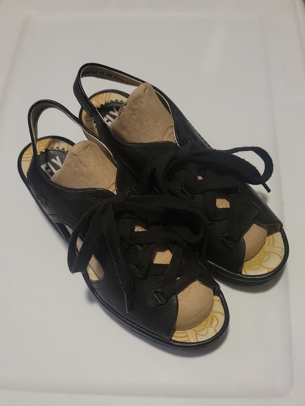 Fly London Ylfa wedge sandals made of black leather upper, Size 38/ 7-7.5